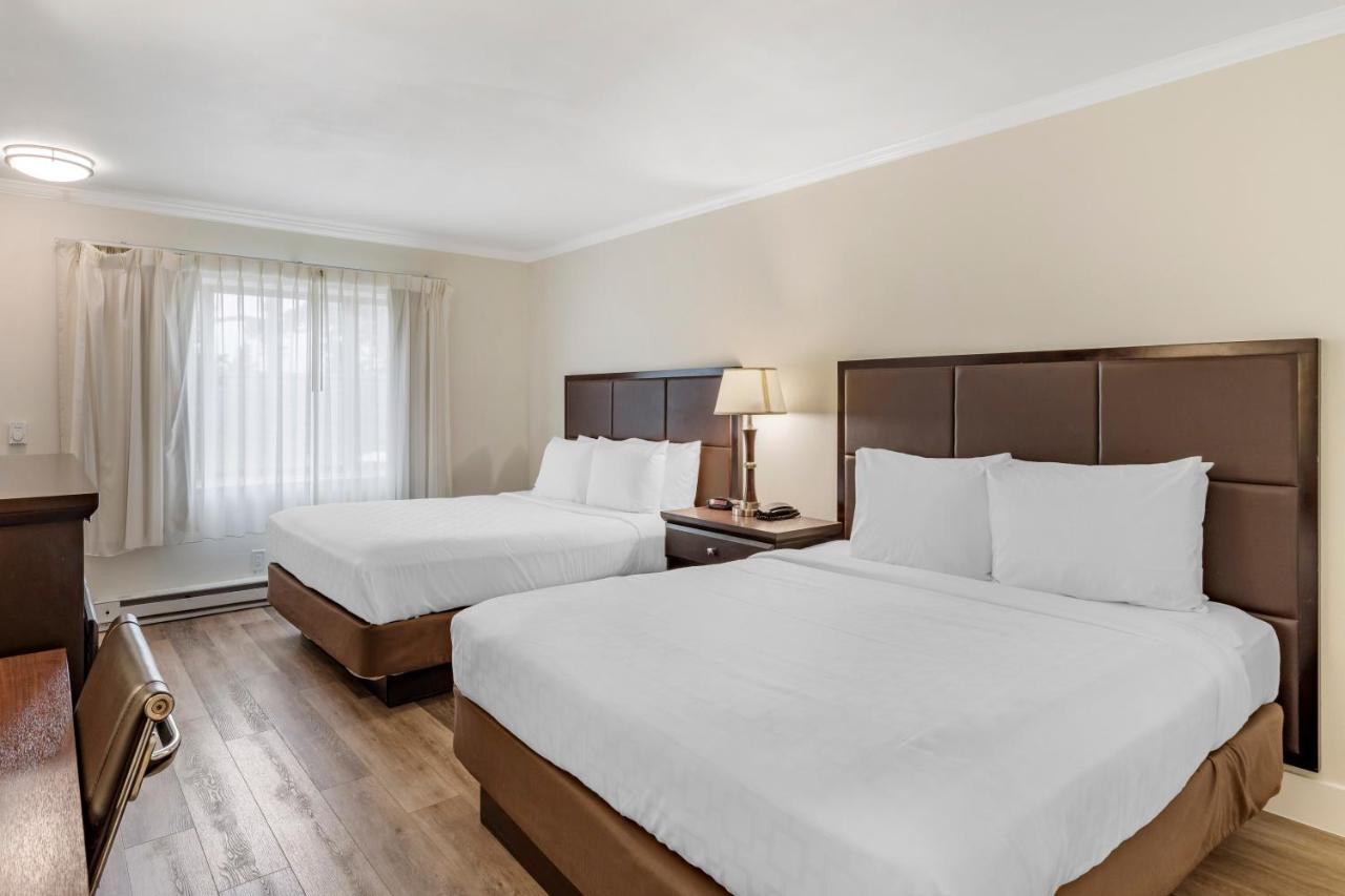 Best Western Carmel'S Town House Lodge Esterno foto