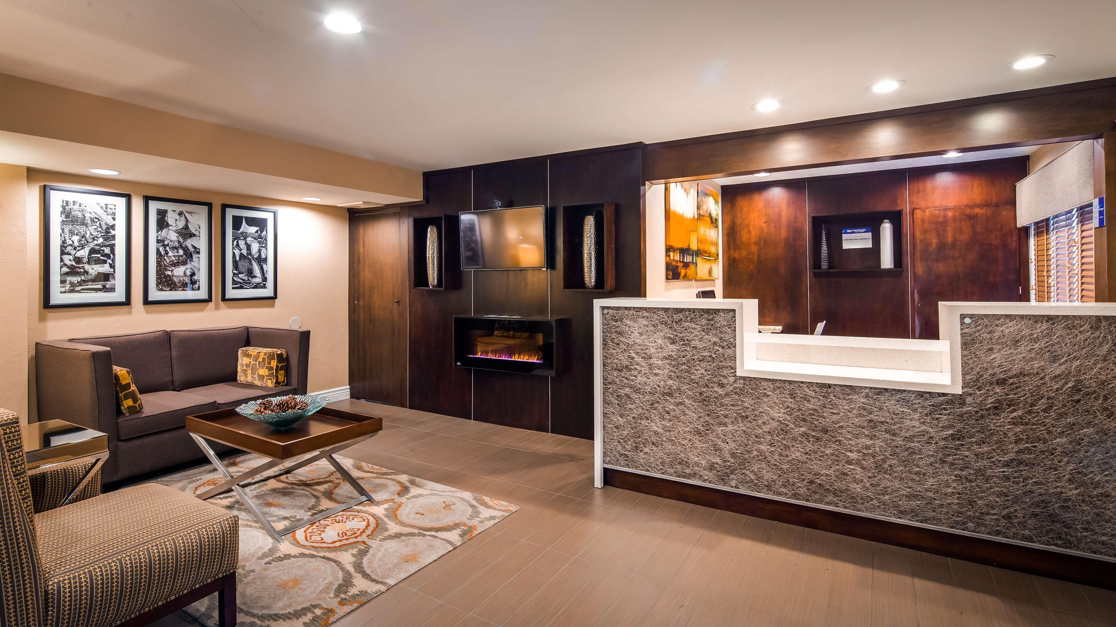 Best Western Carmel'S Town House Lodge Esterno foto
