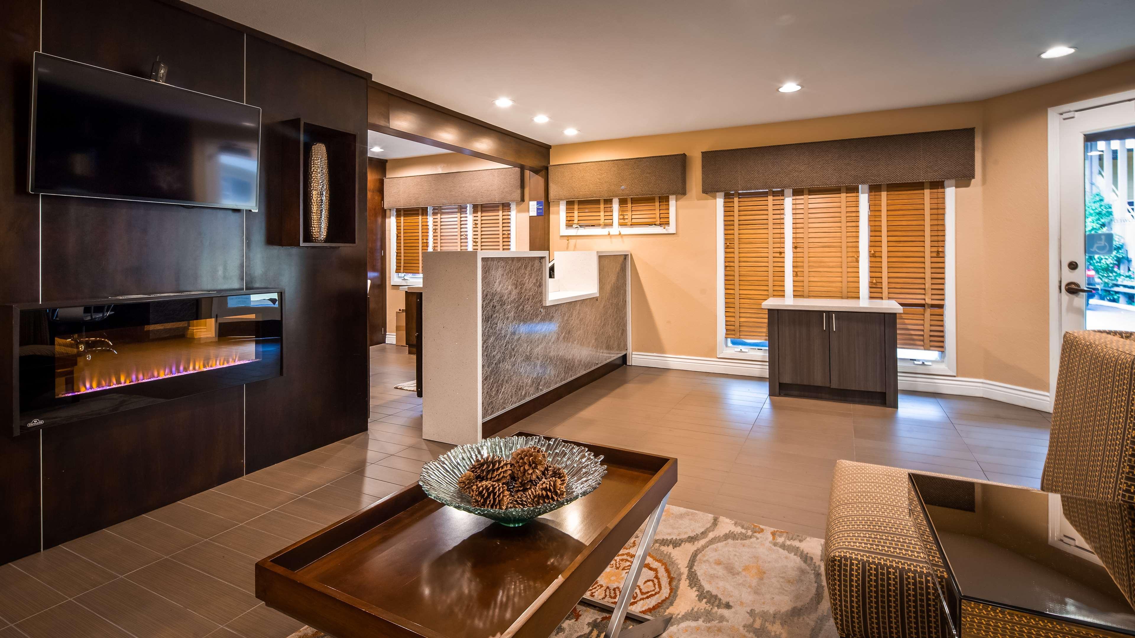 Best Western Carmel'S Town House Lodge Esterno foto