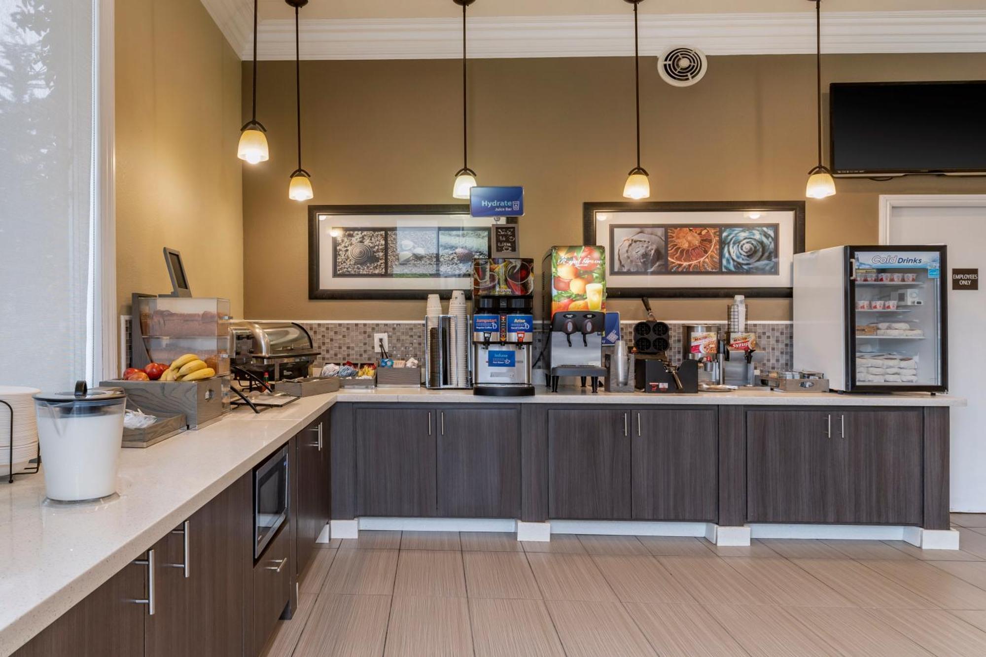 Best Western Carmel'S Town House Lodge Esterno foto