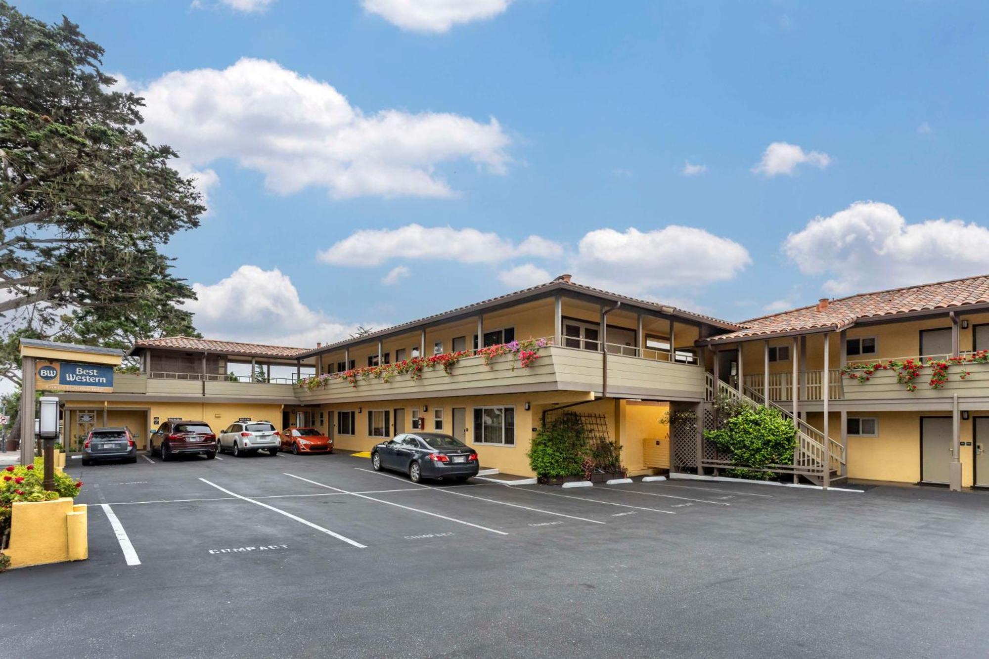 Best Western Carmel'S Town House Lodge Esterno foto